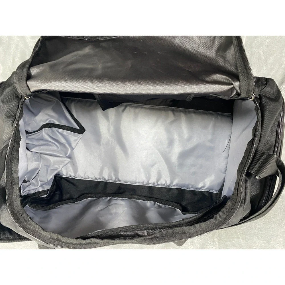 Under Armour Undeniable 3.0 Duffel Bag Mens Black 38L Gym Travel 1300214-001